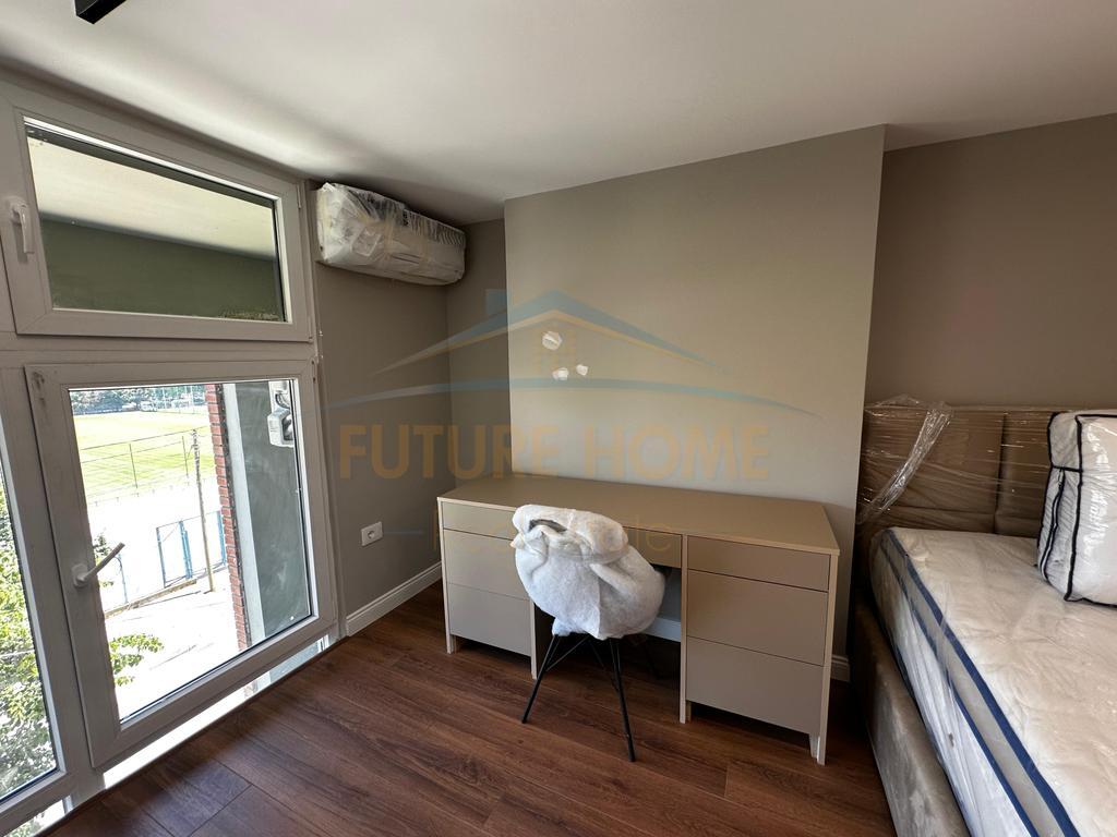 Shitet, Duplex, Golden Park, Tiranë.