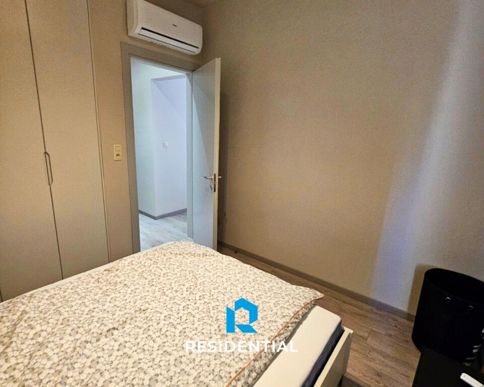 Tek Liqeni I Thate Jepet Me Qira Apartament 1+1 I Mobiluar!
