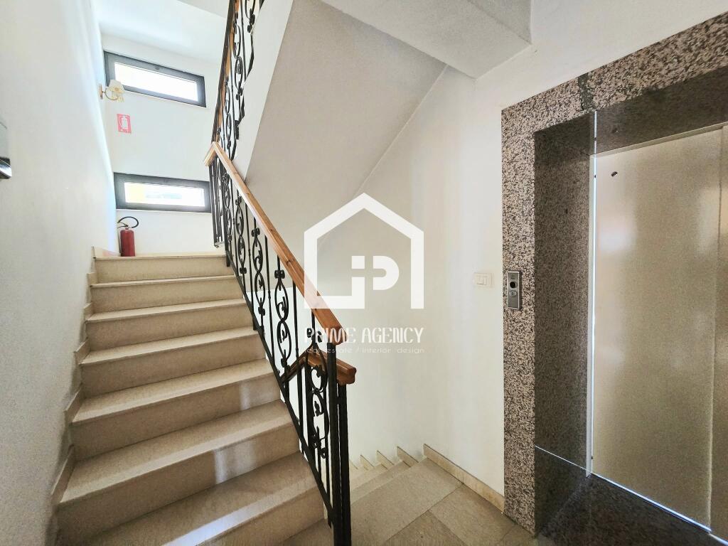 JEPET ME QIRA: VILE 3 KT - PER BIZNES/zona: Pranë St.DINAMO