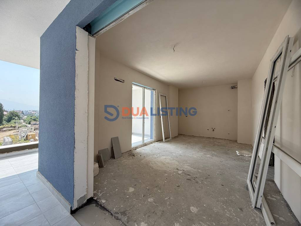 Shesim Apartament 2+1 me super cmim te Univers City!