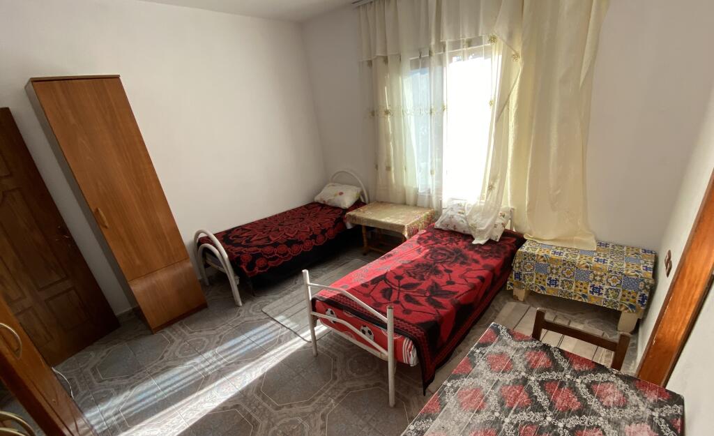 Jepet garsioniere me Qera mbi Fakultetin Ekonomik, Tiranë
