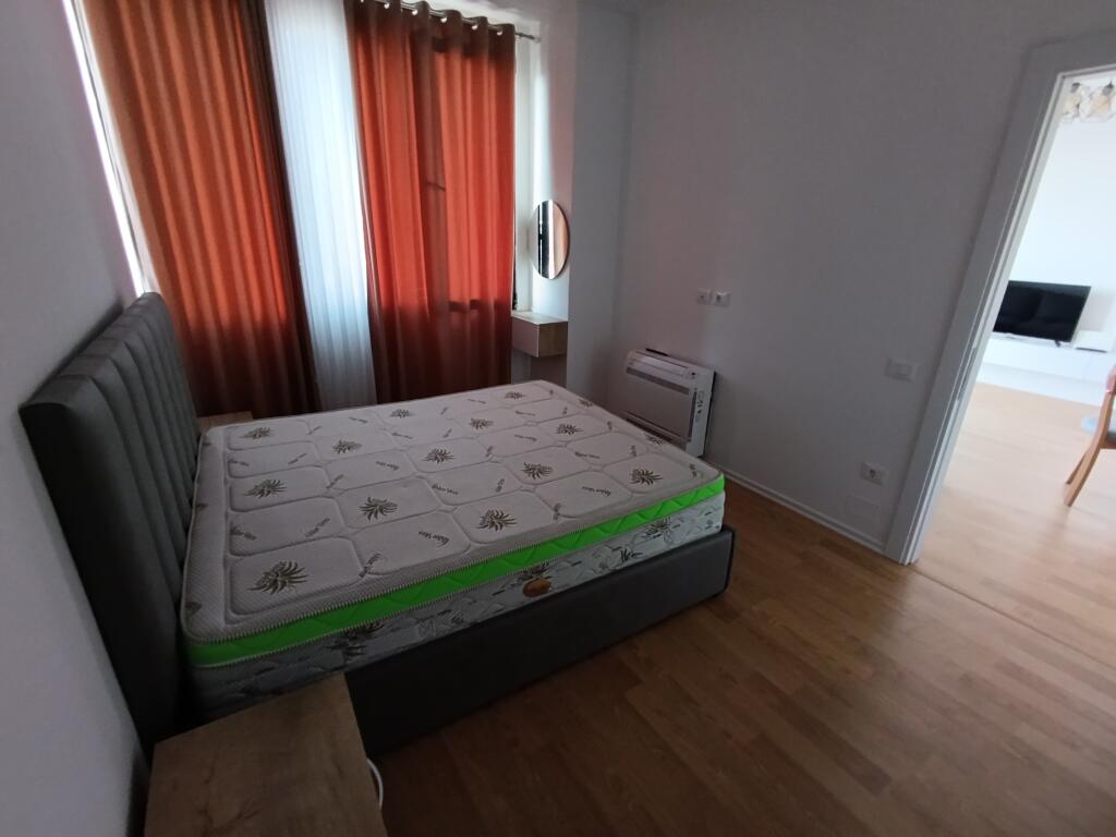 Apartament 2+1 për qira, Kristal Center