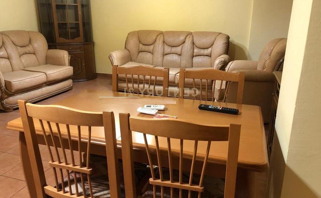 JAPIM ME QIRA APARTAMENT 1+1, RRUGA NDRE MJEDA