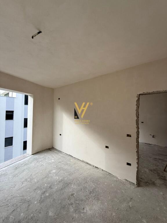 SHITET APARTAMENT 1+1 NE PLAZHIN E DURRSIT