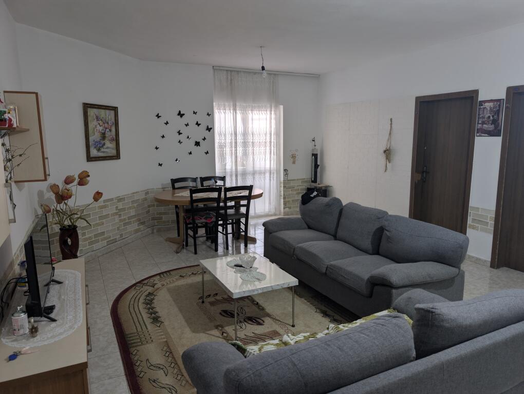 Jepet me qira apartament 2+1 në Don Bosko!