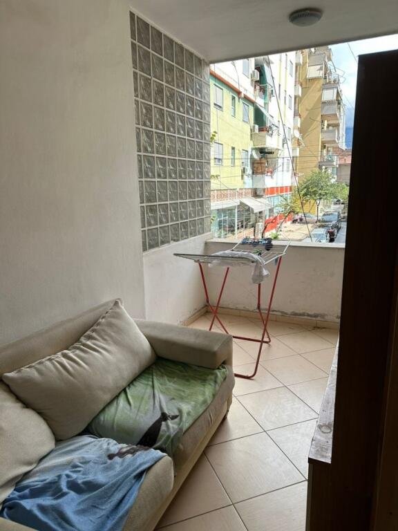 Appartamento 2+1 in affitto nel centro di Tirana