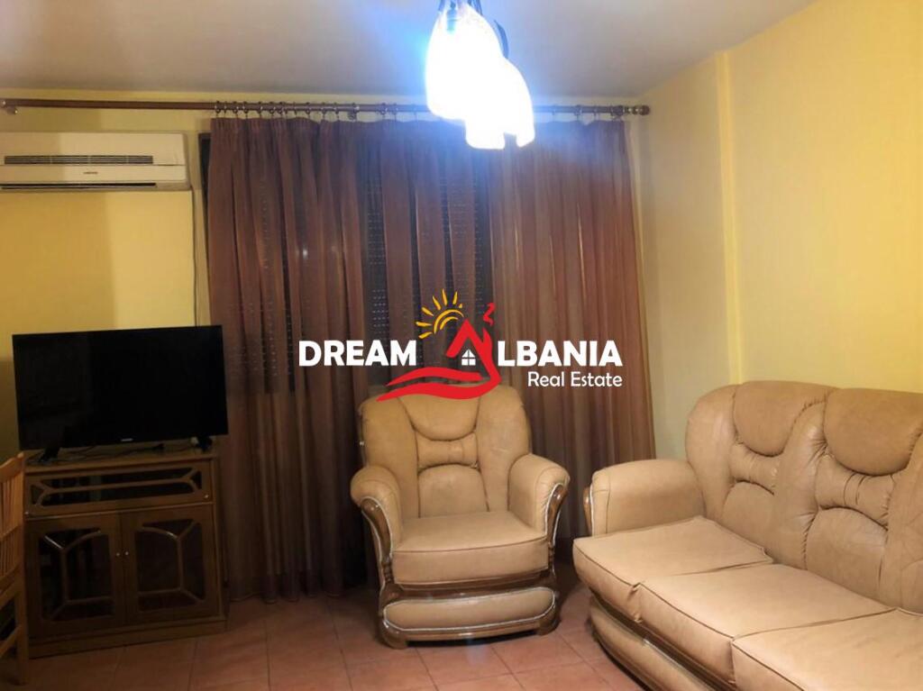 Apartament 1+1 me qira në Rrugën e Kavajës pranë Ish-Parkut të Autobusëve në Tiranë (ID 4211622)