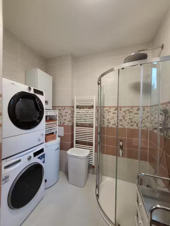 Apartment for Rent 2+1 at Komuna e Parisit (ID B2201113) Tirana/
