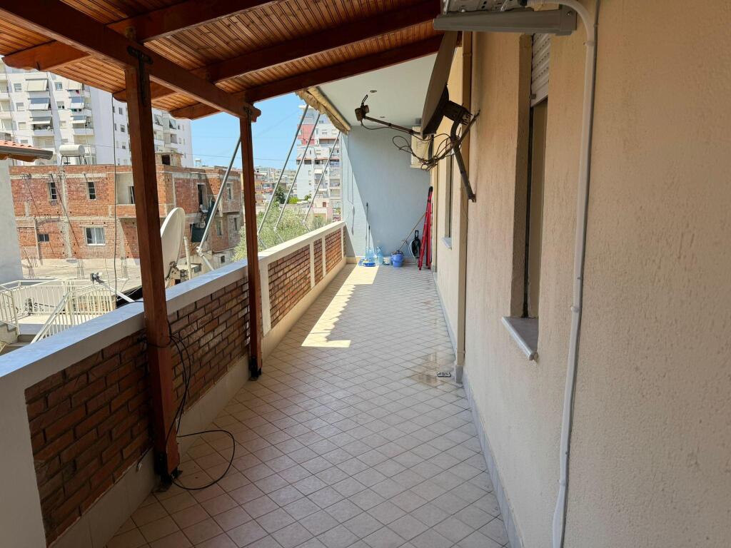 Appartamento in affitto a Vlorë - Via Fejzo Mema
