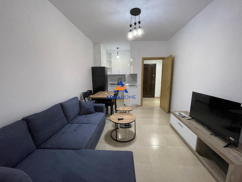 APPARTAMENTO IN AFFITTO 1+1+BALCONE "PRESSO IL COMPLESSO CONTATTO, 21 DICEMBRE" 550 EURO.