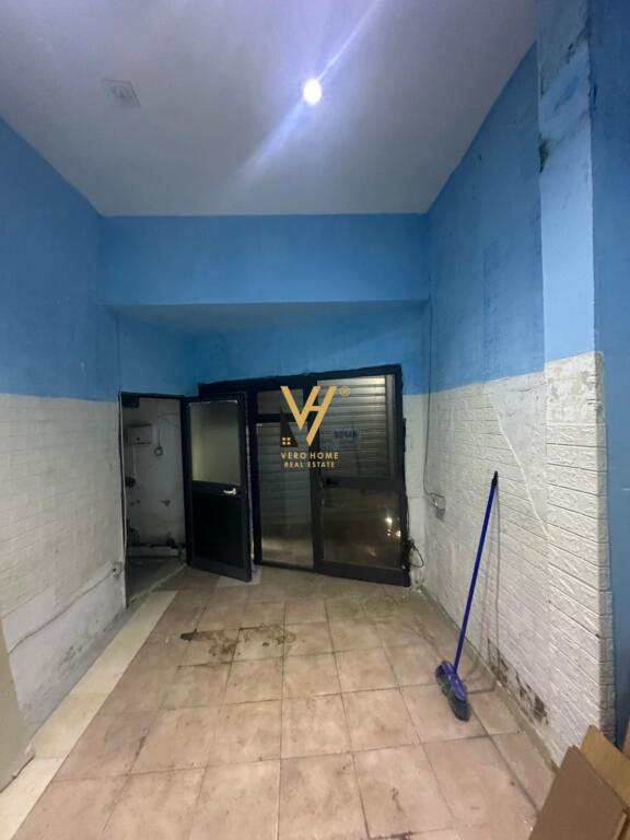 NEGOZIO DI 40M2 IN AFFITTO VICINO ALLO STADIO DINAMO 50.000 LEK