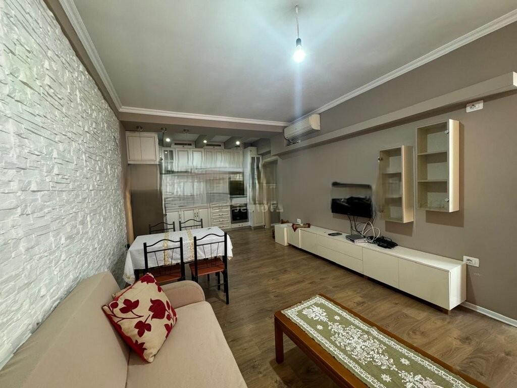 FRESKU, JAPIM ME QIRA APARTAMENT 2+1 400 € /Muaj