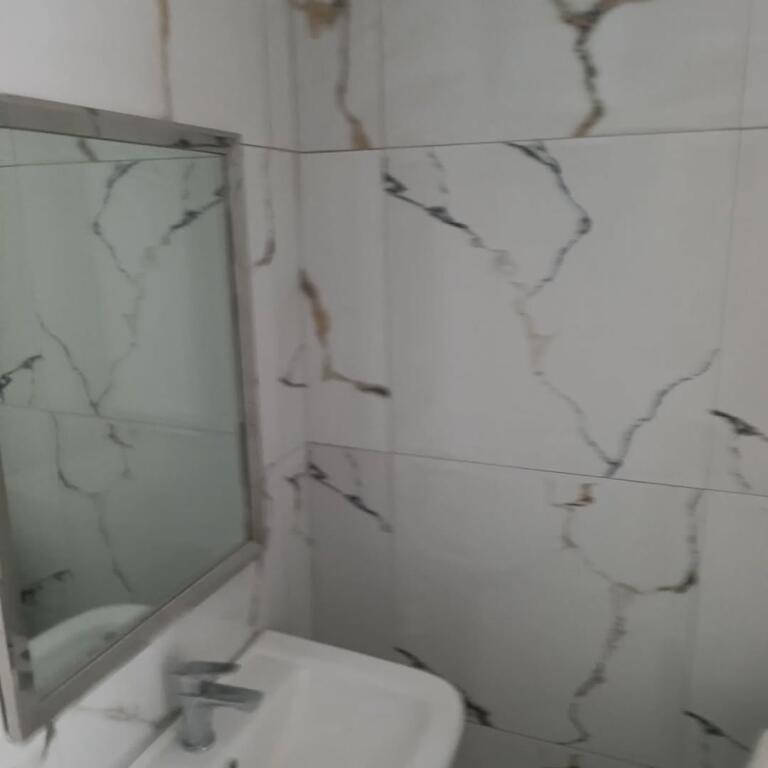 Ambient biznesi për qira, ish stacioni fundit i tr re