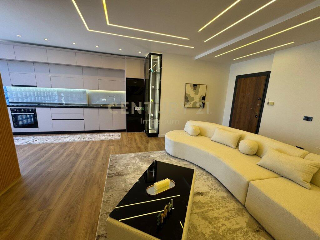 Shitet Apartament 2+1+2 – Rruga e Kosovareve, Tiranë