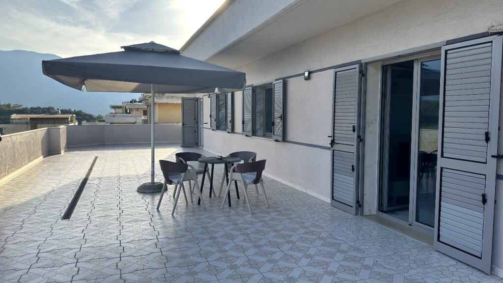 Attico in Vendita – Orikum, Vlorë