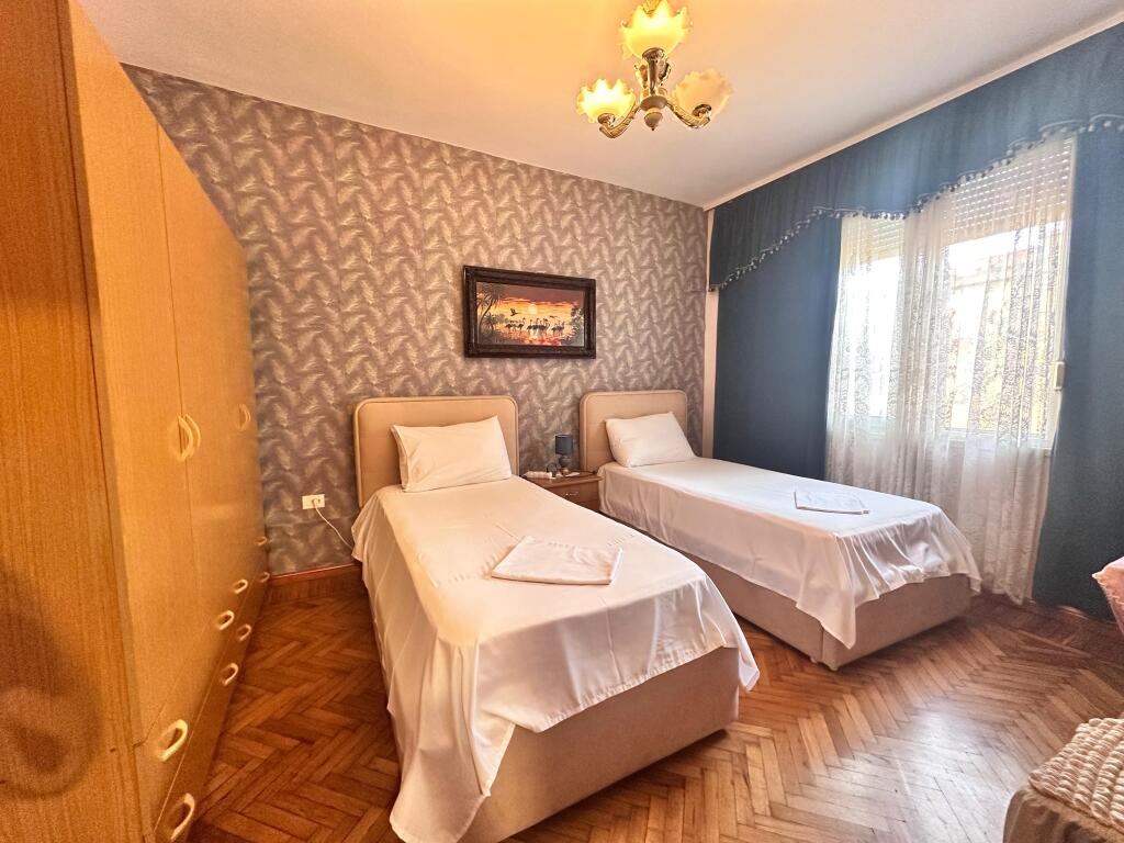Apartament 1+1 për Shitje – Myslym Shyri (Përballë Vodafone)