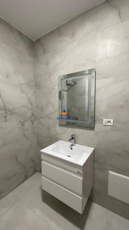 APPARTAMENTO IN AFFITTO 1+1+BALCONE "PRESSO IL COMPLESSO CONTATTO, 21 DICEMBRE" 550 EURO.