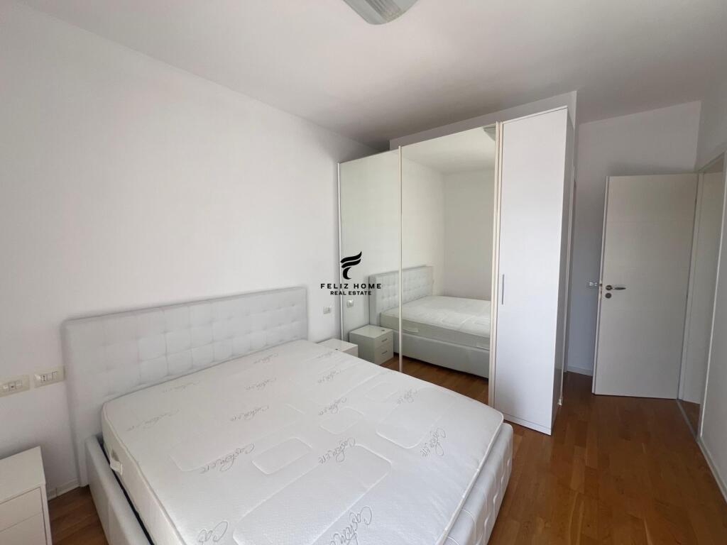 APARTAMENT ME QERA 2+1 KODRA E DIELLIT 800 EURO