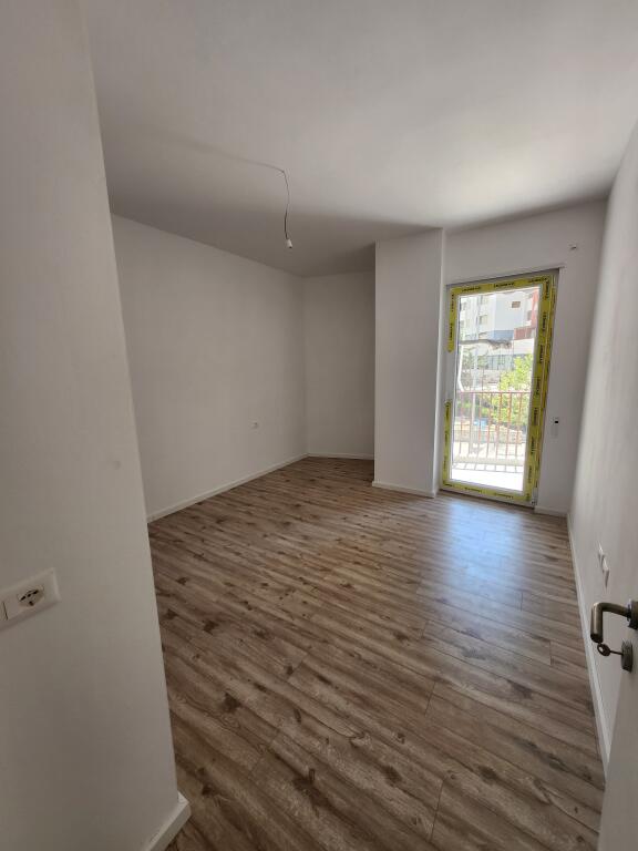Apartment 2+1+2 Astir, Rent