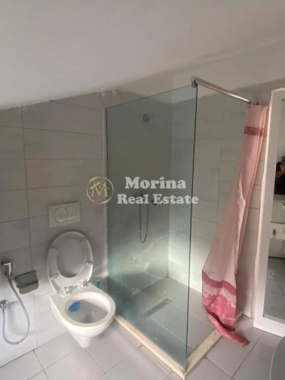 Agjensia Morina ofron në qera, pjesë vile, 1+1, Allias 350 Euro.