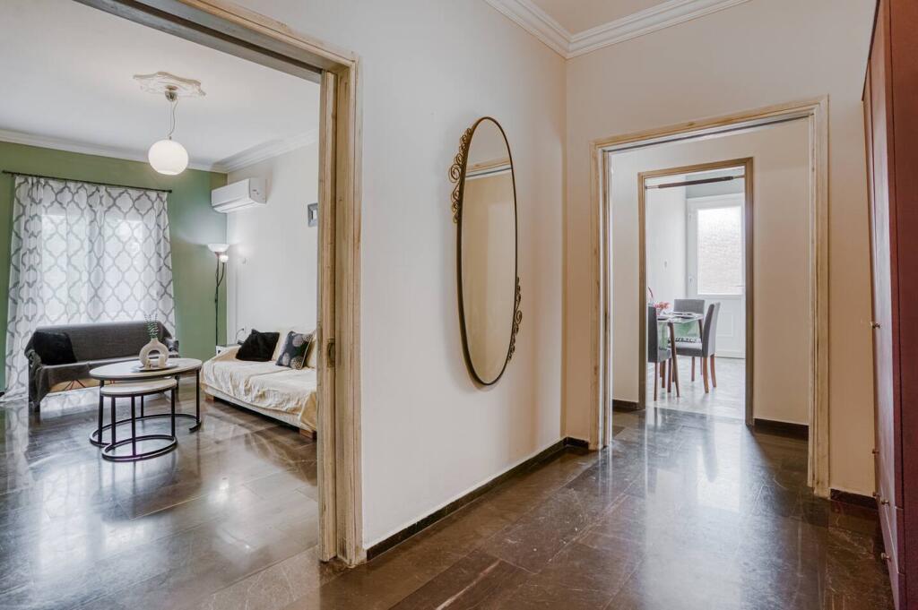 Appartamento in Affitto 2+1 in Centro (ID B221226) Tirana