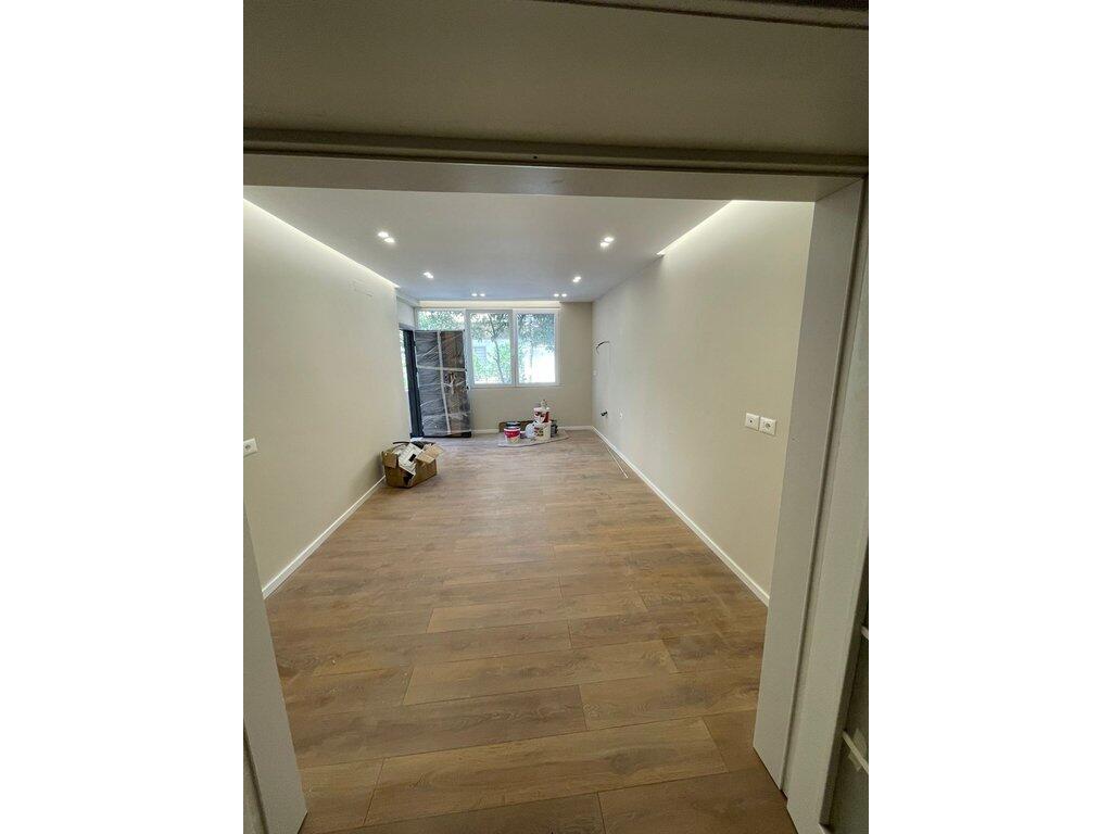 Shitet, Apartament 1+1, Rruga e Elbasanit, Tirane
