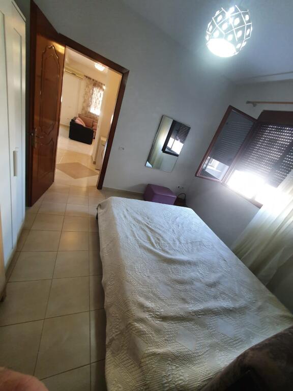 Apartament 1+1 për Qira – Selitë (pranë Universitetit Marin Barleti)