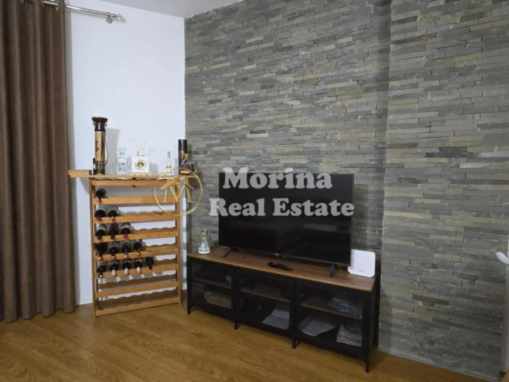 Qera, Apartament 1+1, Liqeni Thate, 600 euro/muaj