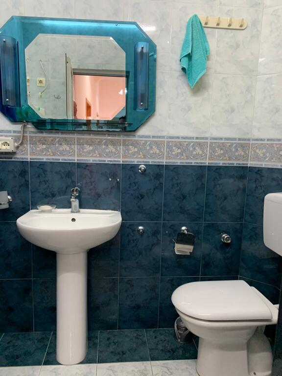 Apartamenti 2+1 për qira, Myslym Shyri, pranë Tajvan-it.