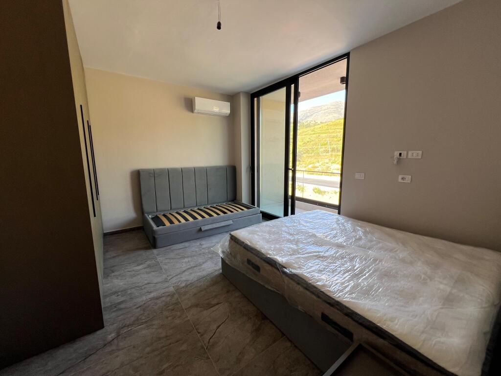 Apartament për shitje në Radhimë