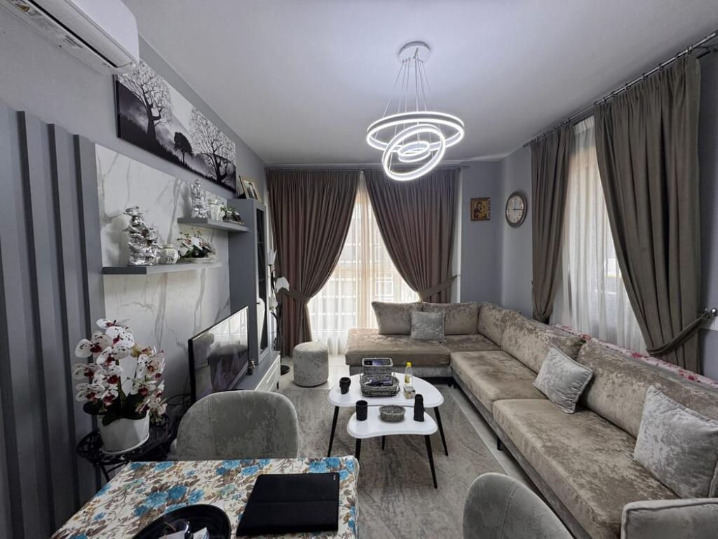 Shitet Apartament 1+1 | Don Bosko, pranë Gjykatës