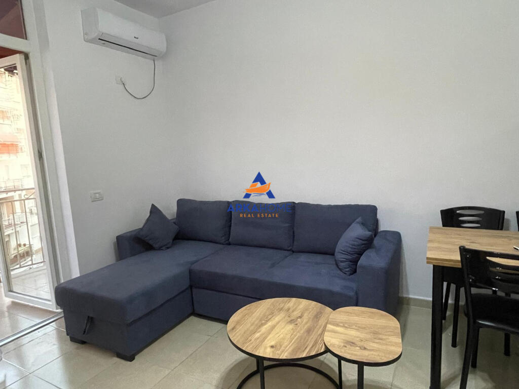 APPARTAMENTO IN AFFITTO 1+1+BALCONE "PRESSO IL COMPLESSO CONTATTO, 21 DICEMBRE" 550 EURO.