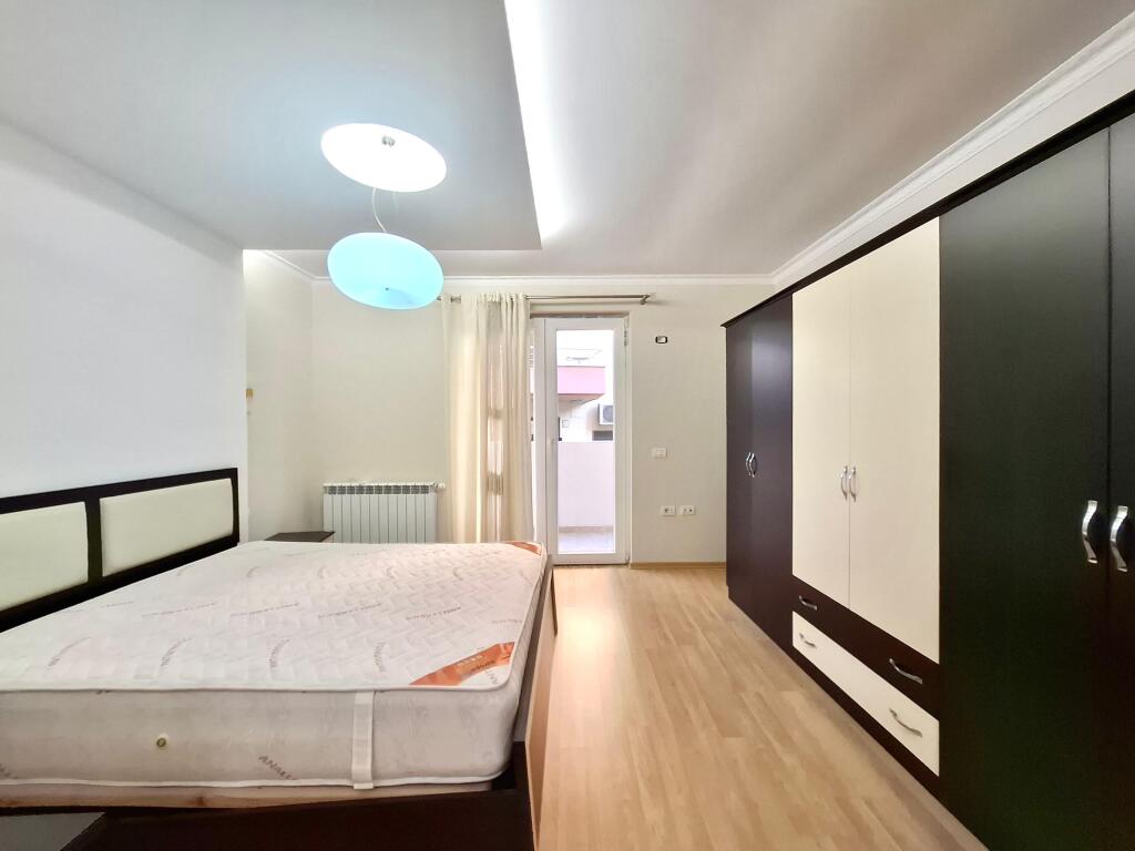 Appartamento in affitto (140m2) 2+1+2wc & 3 balconi ||680 Euro