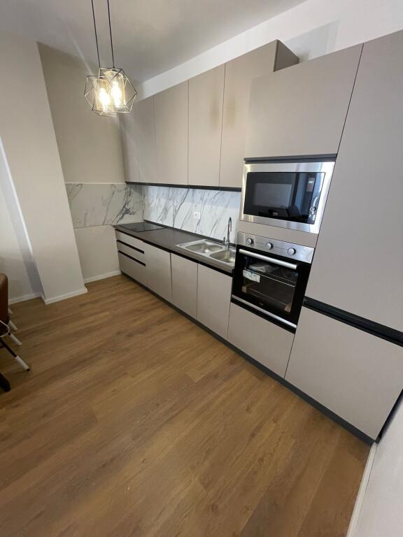 Jepet me Qira Apartament 2+1+2 Tualete – Trio Tower, Don Bosko