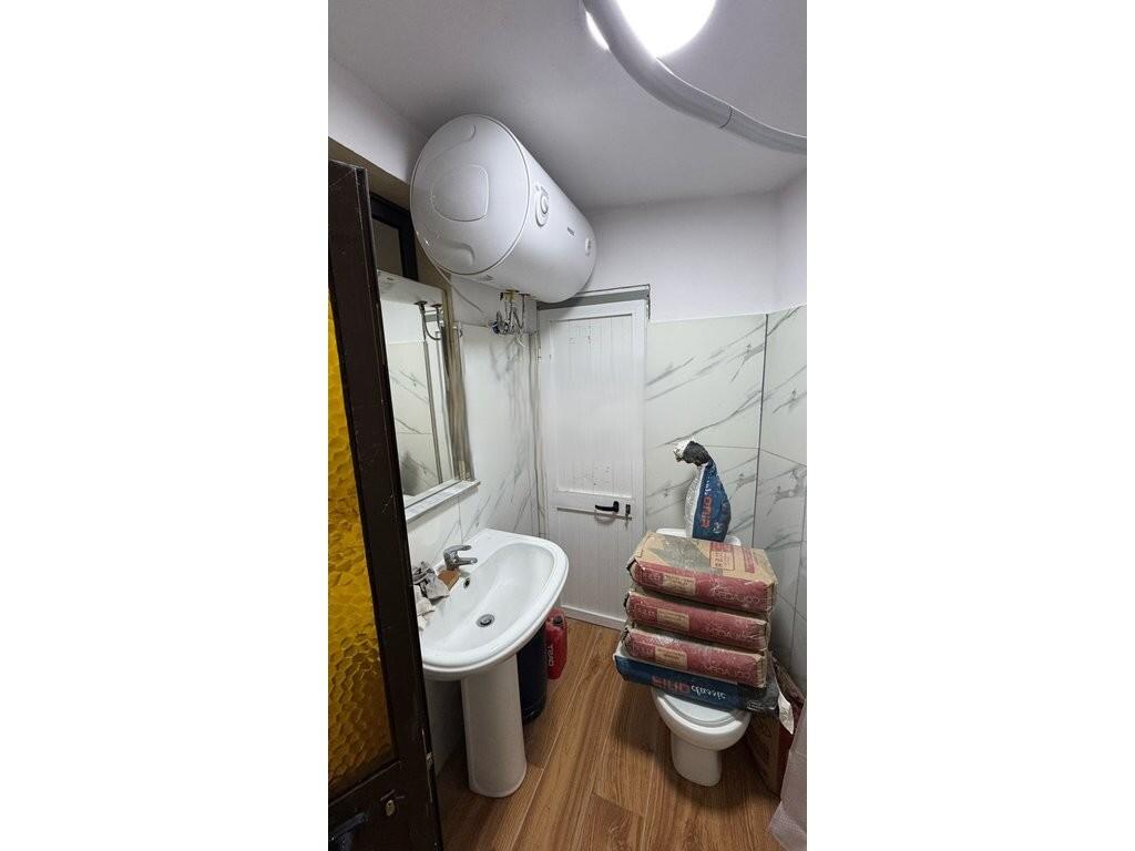 Apartament 1+1 për qira në Rajoni Nr. 4 400 € /Muaj