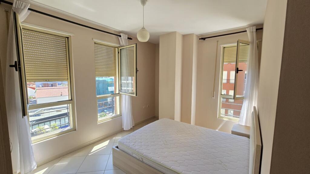 Apartament 2+1 me qira prane Fiori di Boskos