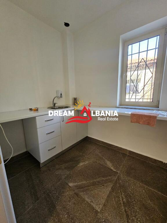 Ambient per zyra me qera 4+1, Stadiumi Dinamo (ID 42611281)