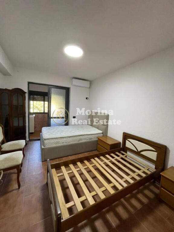 Affitto, Appartamento 1+1, Via Muhamet Gjollesha, 450 euro/mese