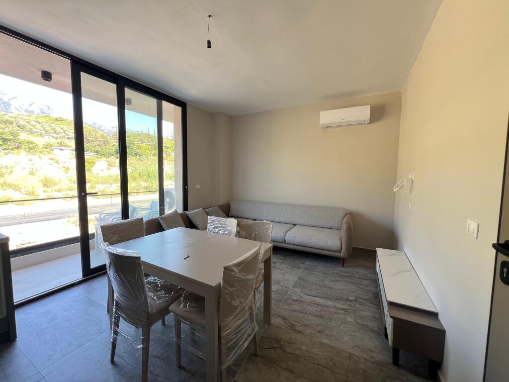 Apartament për shitje në Radhimë