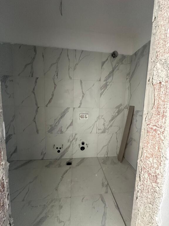 Apartament 1+1 për Shitje – Zona Mine Peza