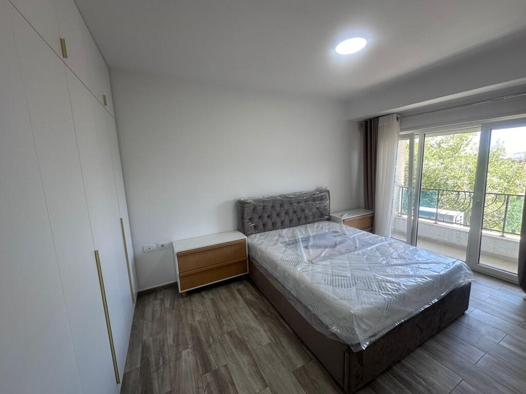 Duplex me qera tek Kodra e Diellit 2 Residences
