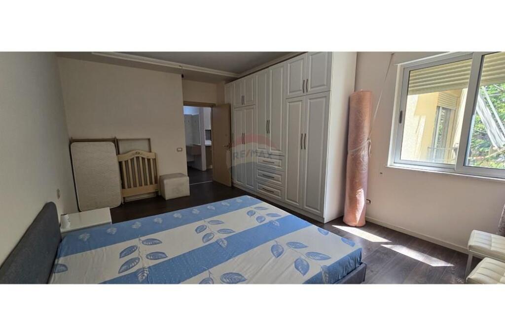 Shitet Apartament 2+1 Kodra e Diellit, Tiranë