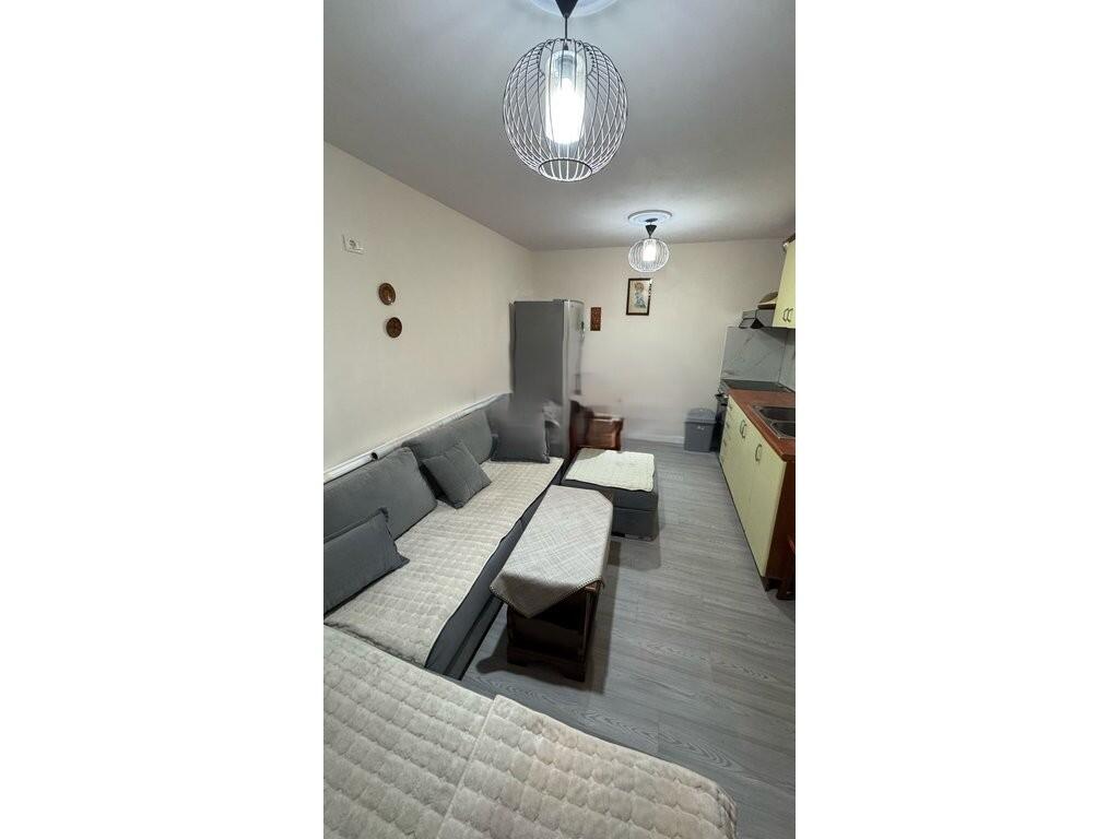 Apartament 1+1 për qira në Rajoni Nr. 4 400 € /Muaj