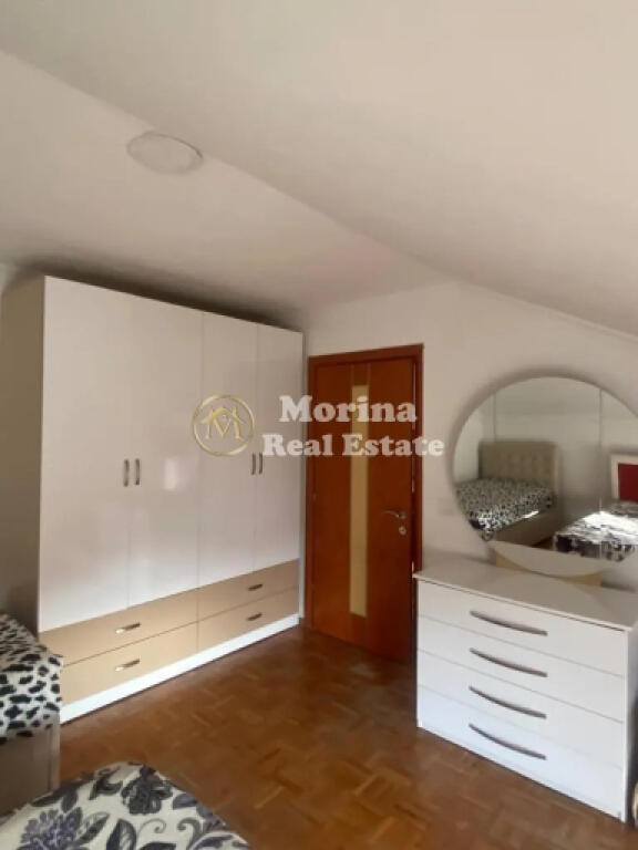 Agjensia Morina ofron në qera, pjesë vile, 1+1, Allias 350 Euro.