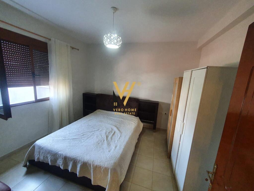 JEPET APARTAMENT 1+1+BLK ME QERA NE SELITE 45.000 LEKE