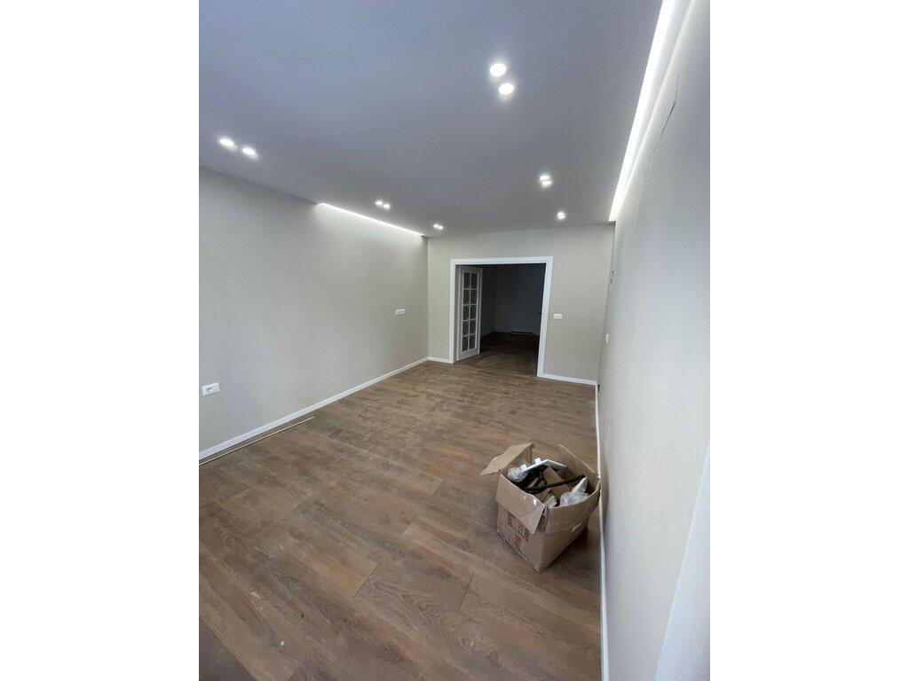 Shitet, Apartament 1+1, Rruga e Elbasanit, Tirane
