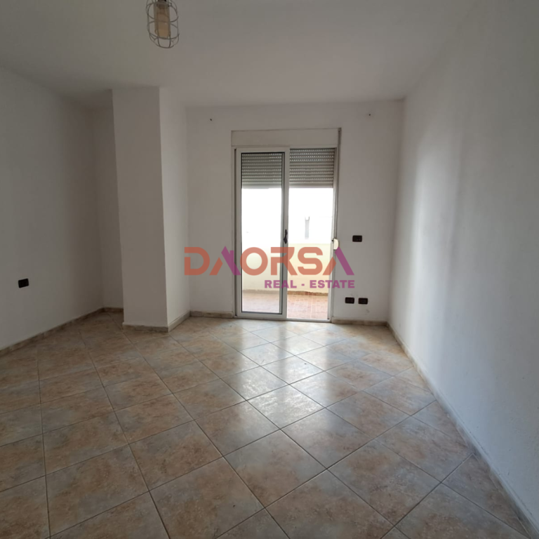 SHITET APARTAMENT 2+1 – UJËSJELLËSI DURRËS
