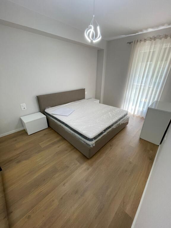 Jepet me Qira Apartament 2+1+2 Tualete – Trio Tower, Don Bosko