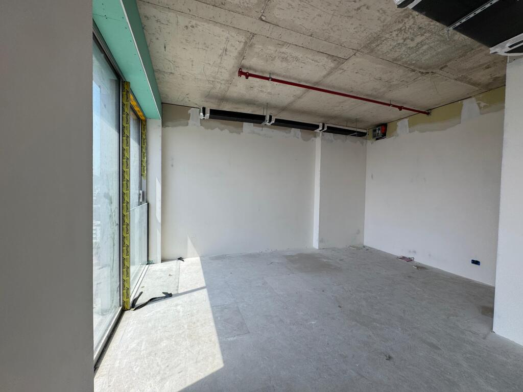 Jepet me qira, ose Shitet. Njesi Biznesi, Tek Downtown One
