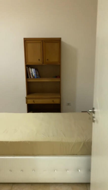 Jepet apartament 2+1 me parkim tek Eleonora, marketi Aldi